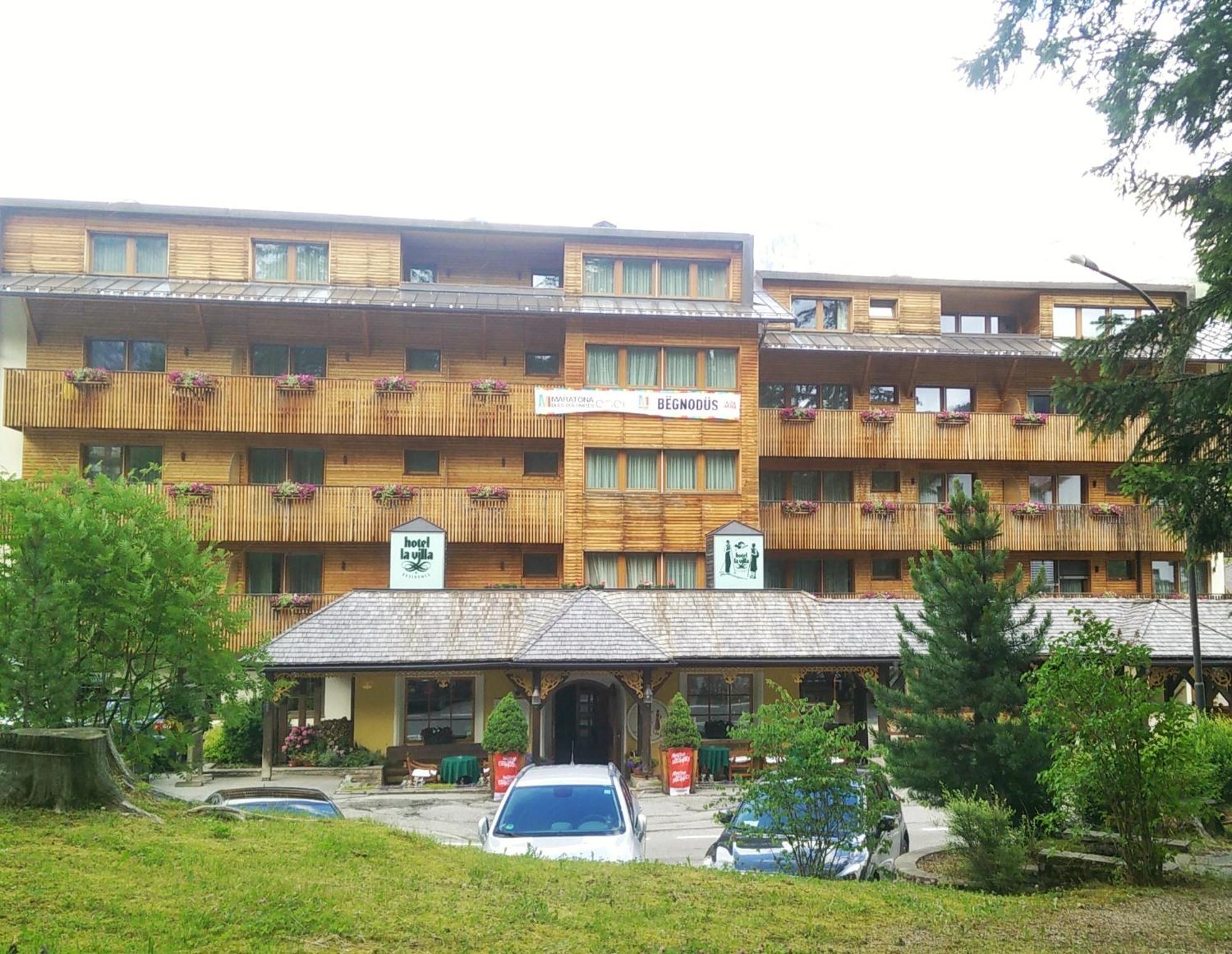 Hotel La Villa Екстериор снимка