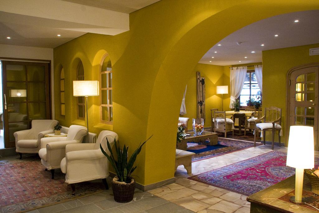 Hotel La Villa Екстериор снимка