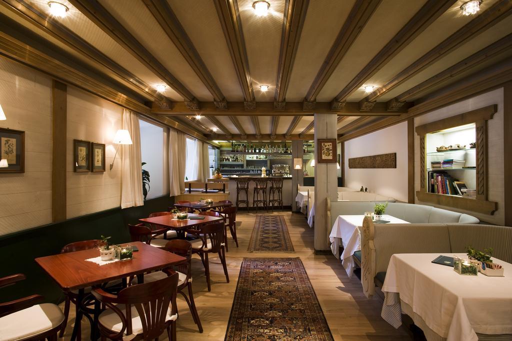 Hotel La Villa Екстериор снимка